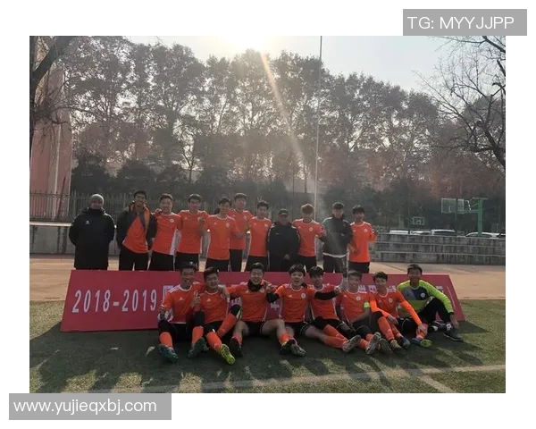 西安足球队个人能力引发热议球迷对球员表现褒贬不一 西安足球队个人能力引发热议球迷对球员表现褒贬不一