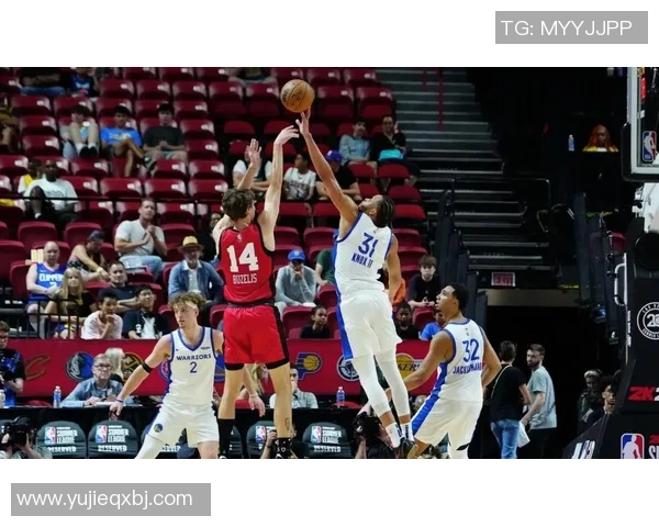 NBA雷霆对阵公牛精彩直播全程回顾与赛后分析 NBA雷霆对阵公牛精彩直播全程回顾与赛后分析