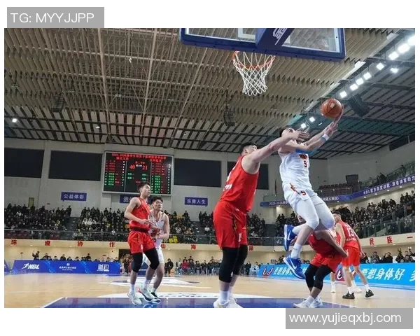 五星篮网对决热火展现篮球魅力激烈对抗引发球迷热情期待 五星篮网对决热火展现篮球魅力激烈对抗引发球迷热情期待